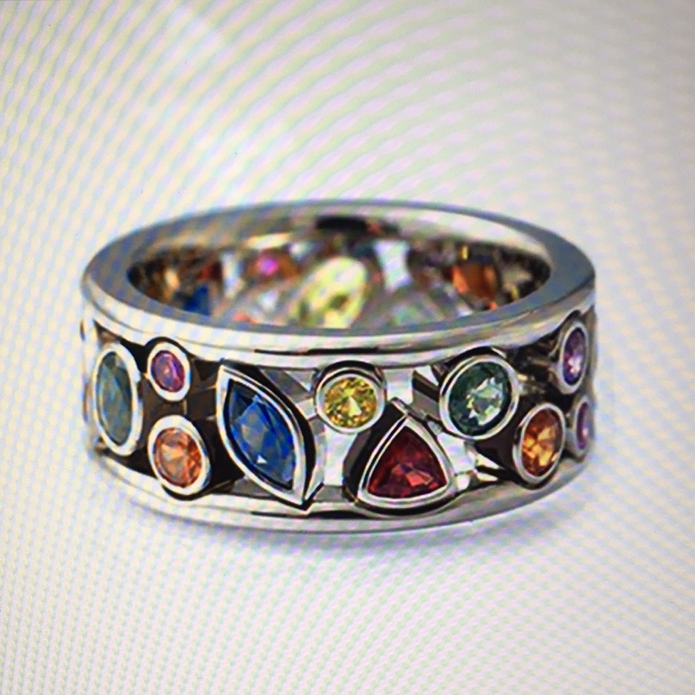 Exquisite multicoloured ring